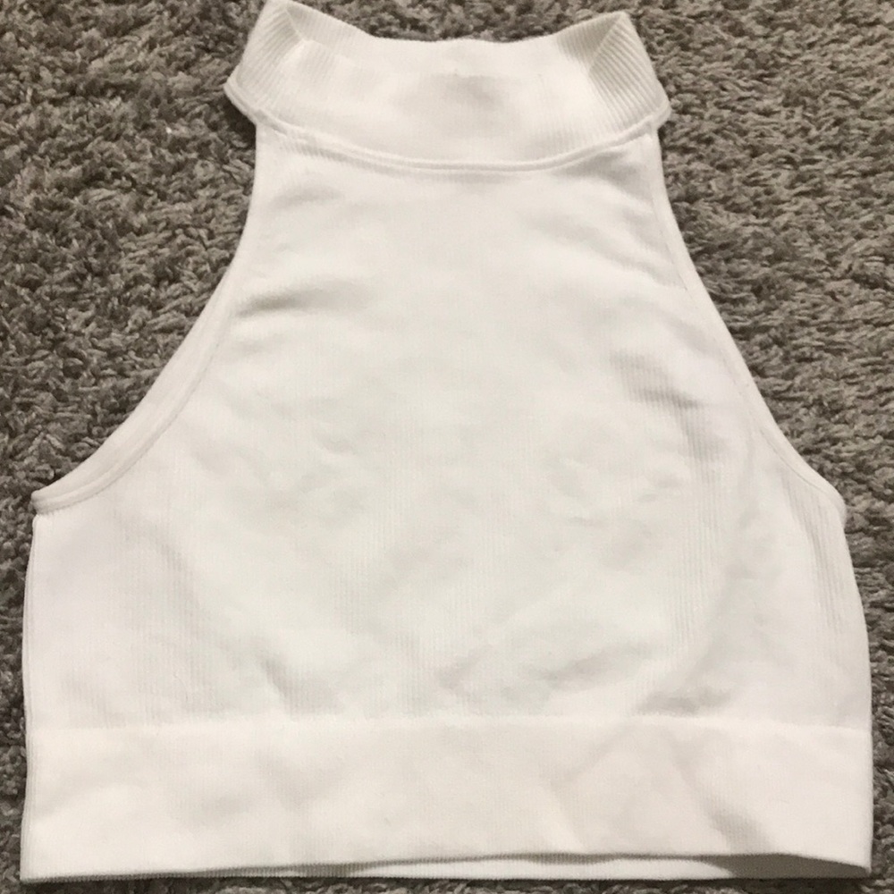 Turtle neck crop top